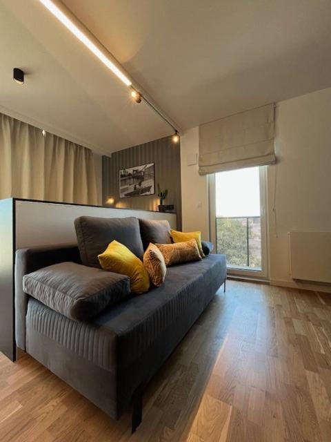 Halo Apartment
